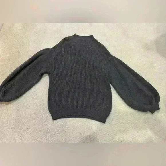 Leith Balloon Sleeve Grey Sweater - Picture 2 of 4